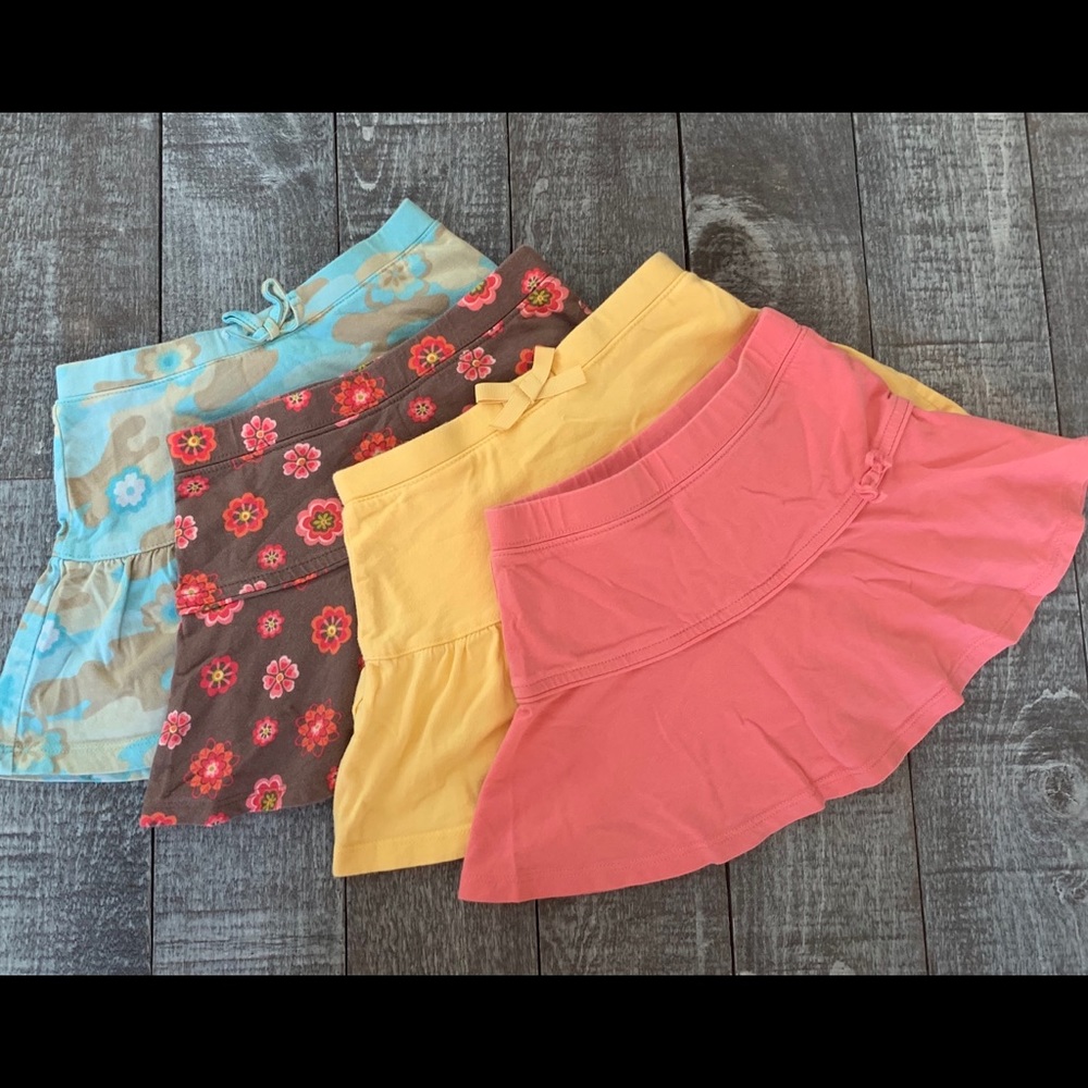 Sonoma Set of 4 Skorts